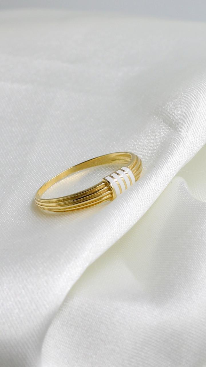 Real Gold Ring 18K (Size: 6.9)1.54 gms