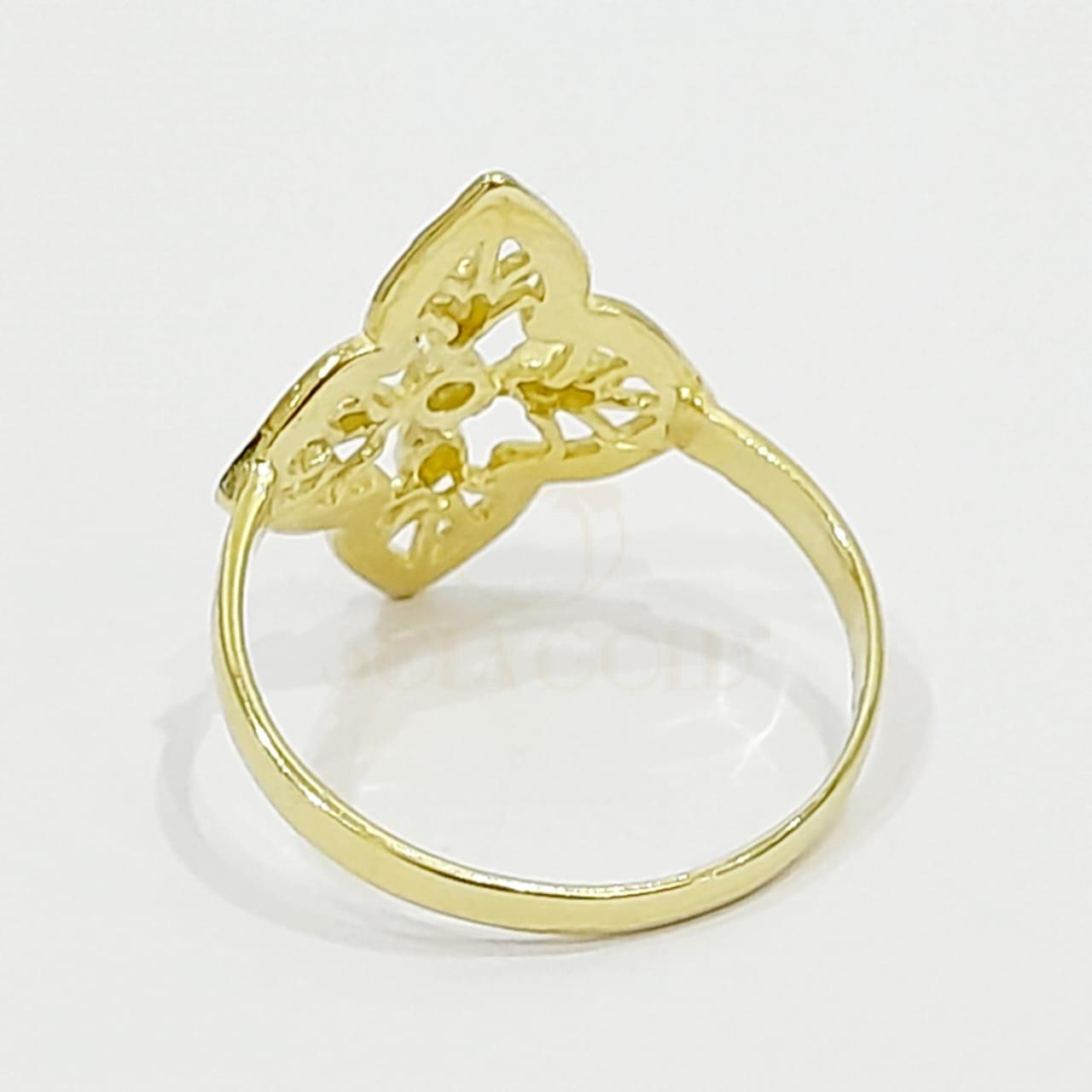 18 Karat Gold Ring Flower Design (Size 7.8)2.52 gms - Image 2