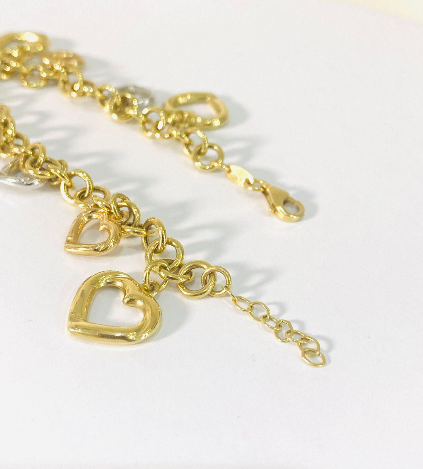 18k Heart Gold Bracelet (10.02 gms) - Image 2