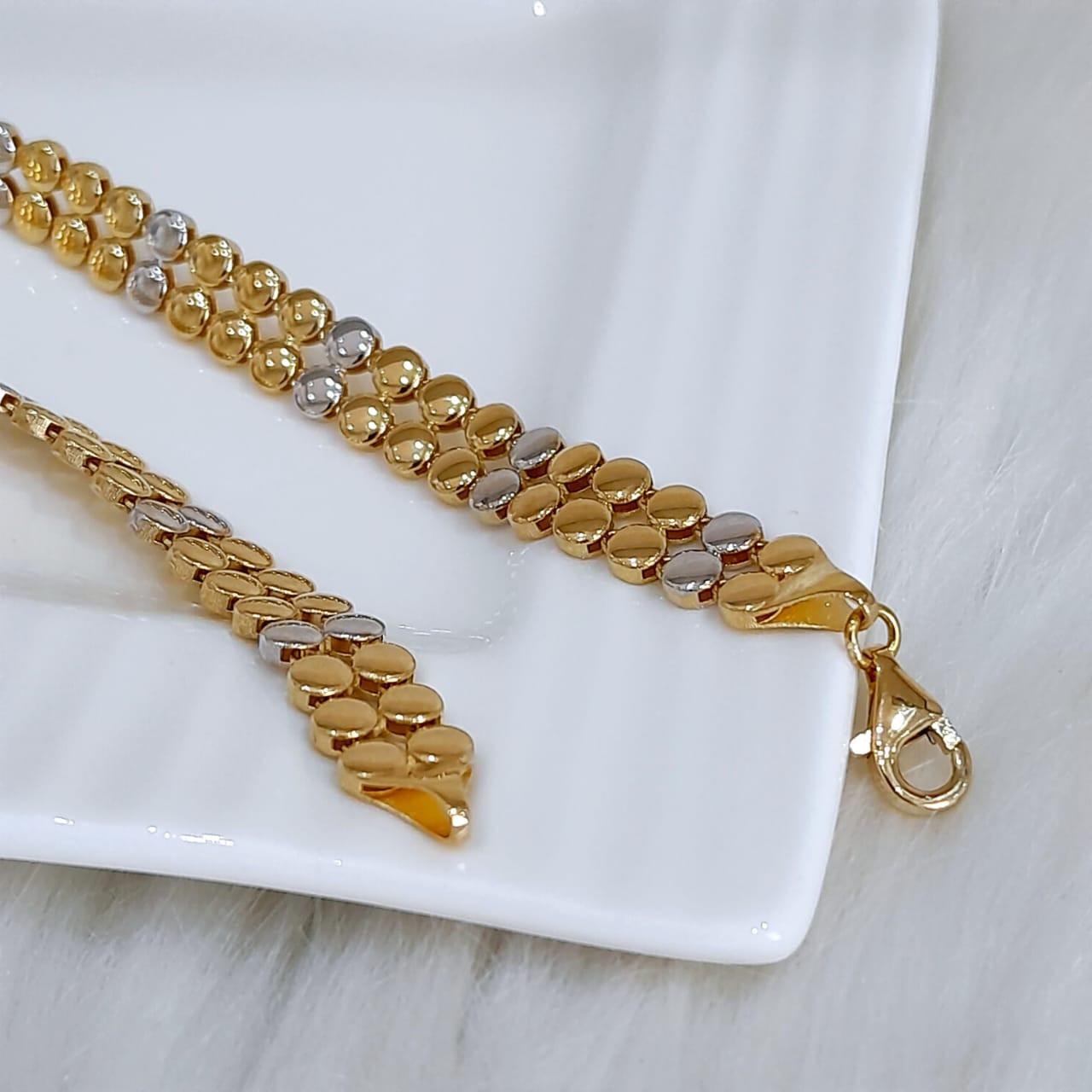 18k Gold Lovely Bracelet ( 9.50 gms) - Image 2