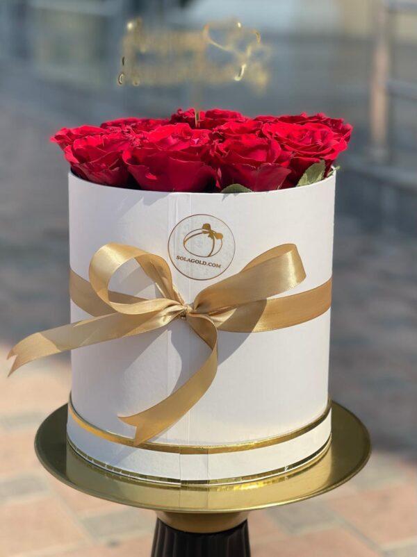 Fresh Rose Round Box