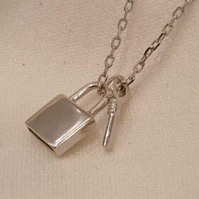 Real Silver Padlock/Key Necklace 925(2.03 gms)