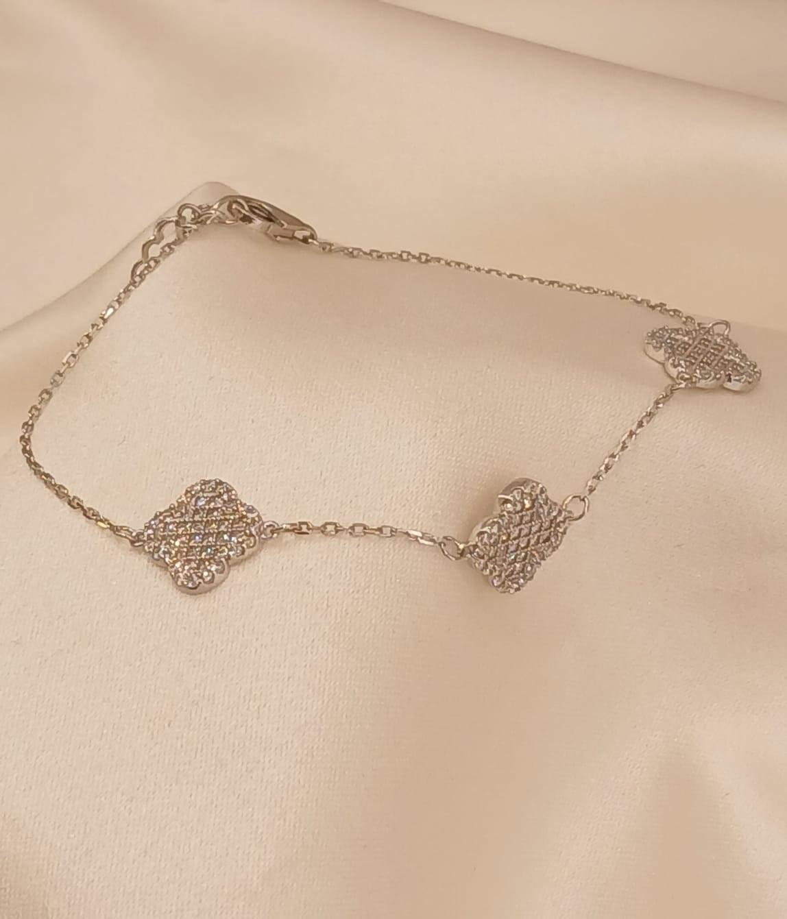 925 Sterling Silver Bracelet (2.41gms)