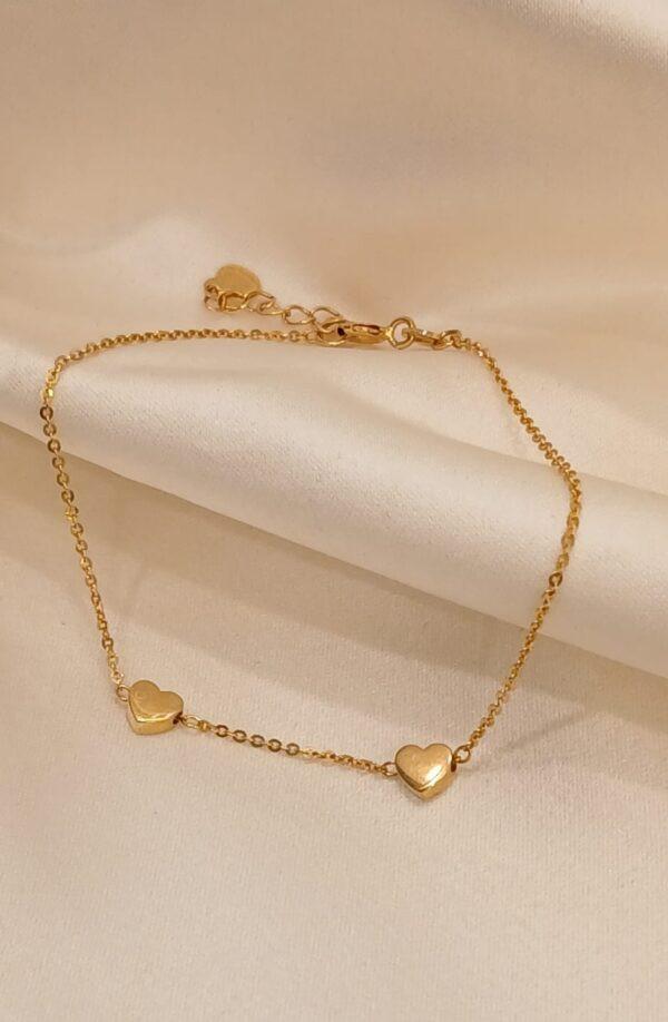 18 Karat Heart Charm Bracelet (1.98 gms)