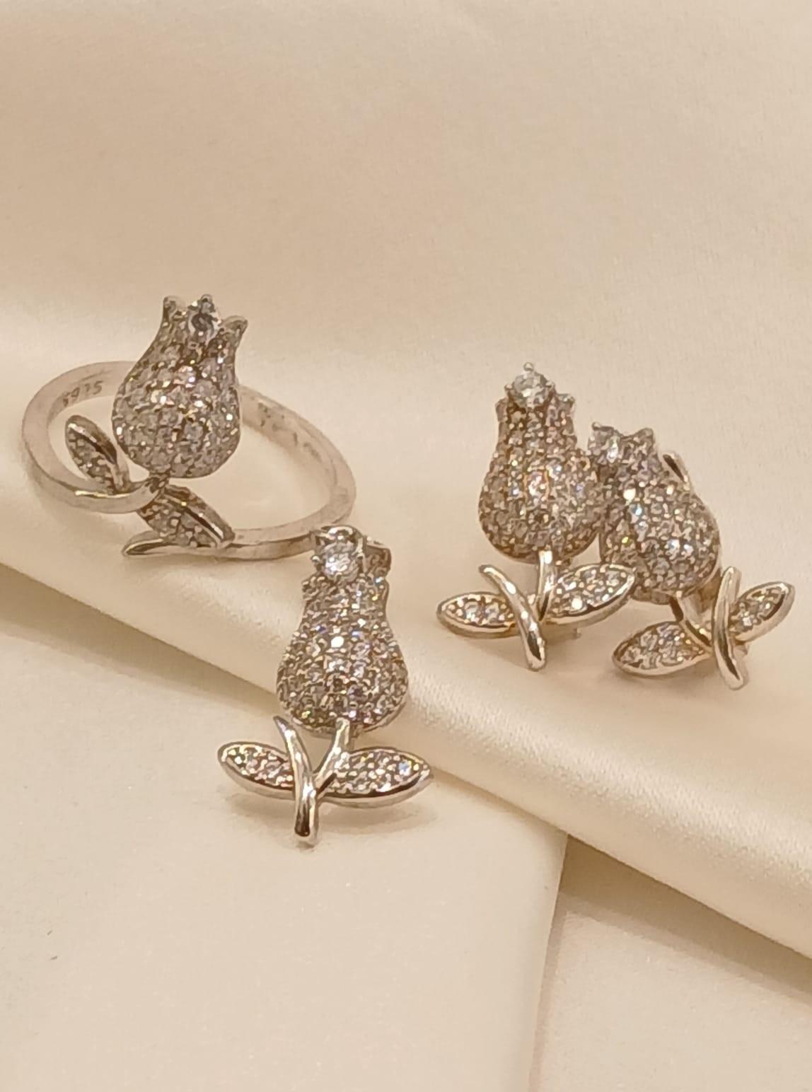 925 Real Silver Rose Half Set (Pendant/Earring/Ring)10.93 gms