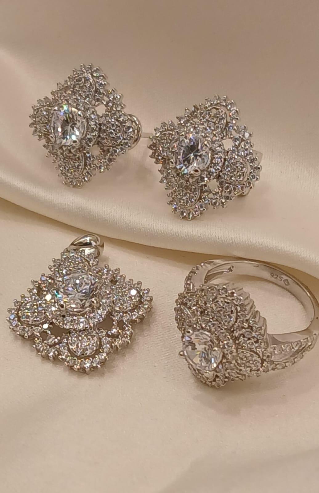 925 Real Silver Half Set (Pendant/Earring/Ring)14.97 gms