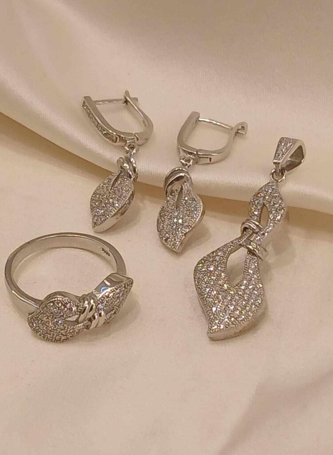 925 Real Silver Half Set (Pendant/Earring/Ring)11.66 gms