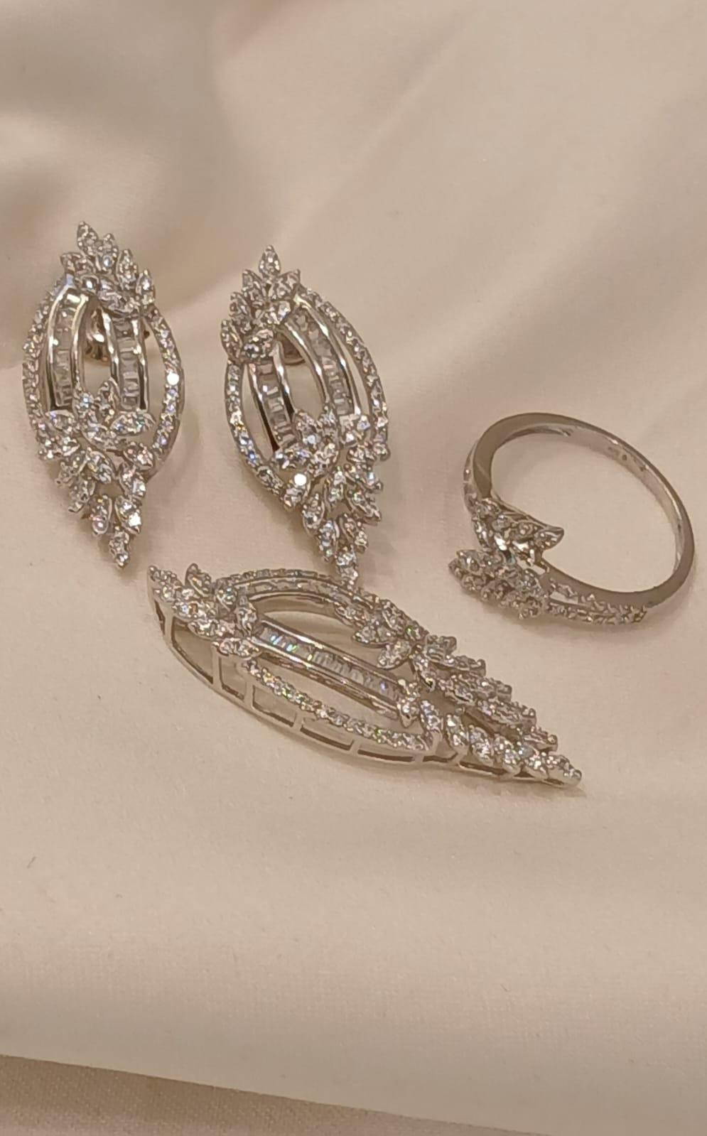 925 Real Silver Half Set (Pendant/Earring/Ring)9.31 gms