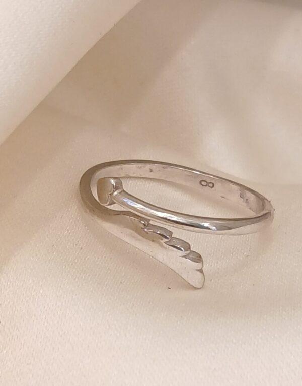 Real Silver Wing Ring 925 (size: 5.1/ 6) 1.59/1.65 gms