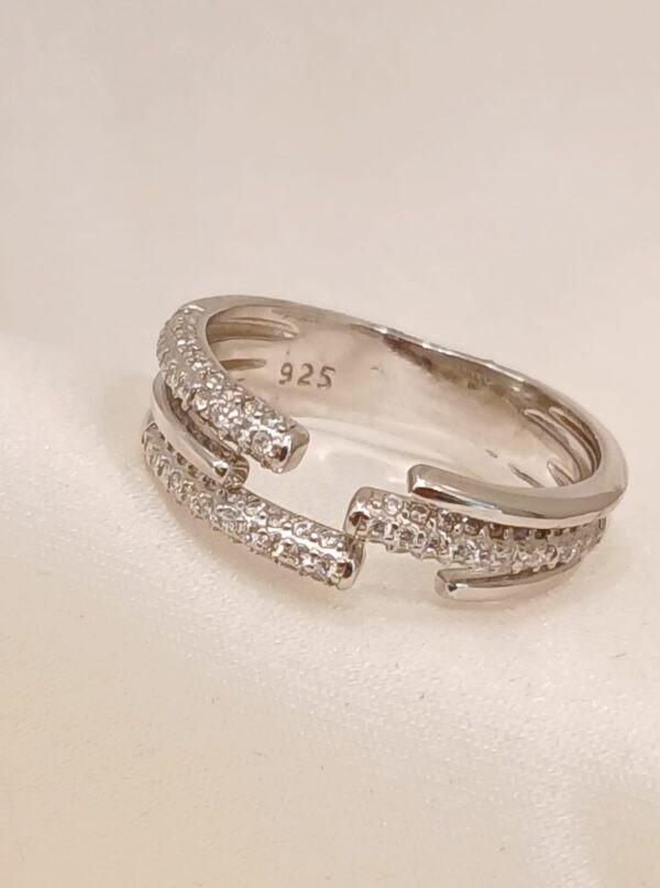 Real Silver Ring 925 (size: 7 ) 3.72 gms