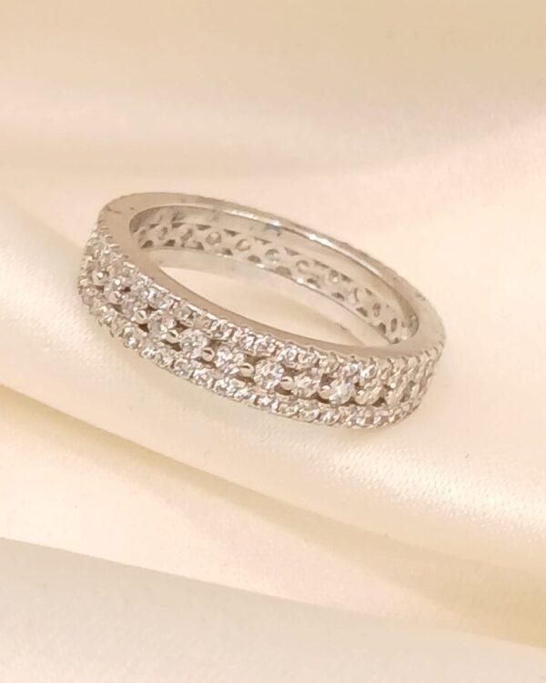 Real Silver Ring 925 (size: 7 ) 3.54 gms