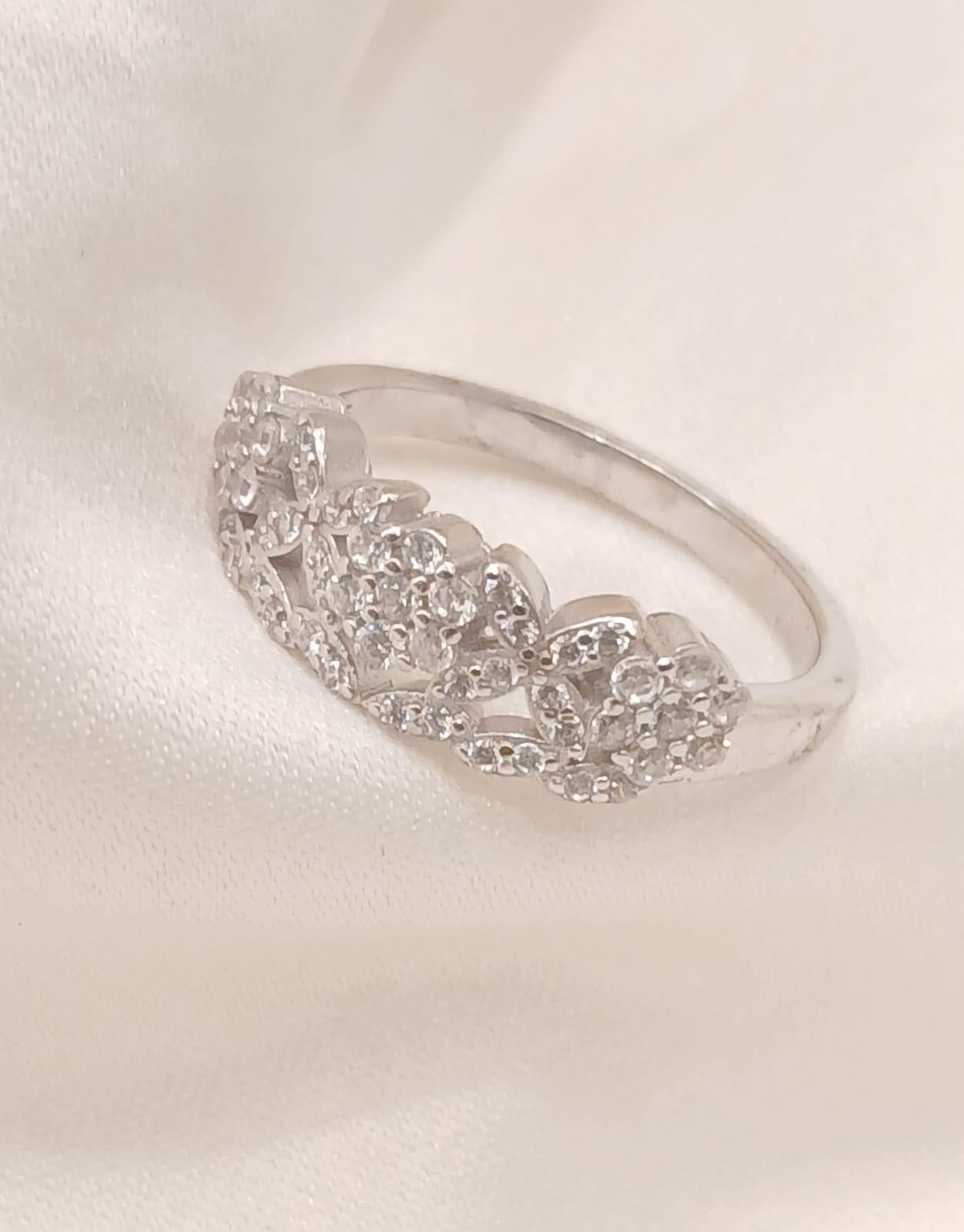 Real Silver Ring 925 (size: 7.9 ) 3.34 gms