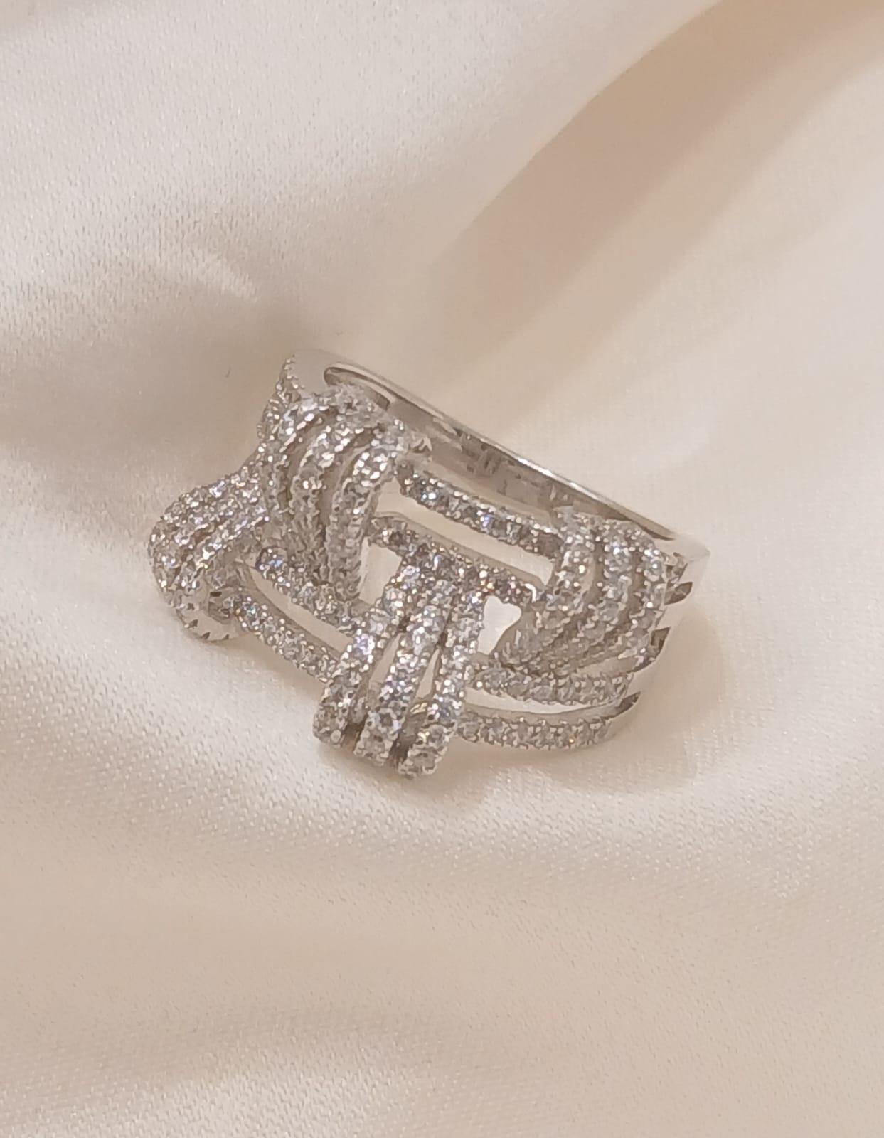 Real Silver Ring 925 (size: 7.9 ) 6.79 gms