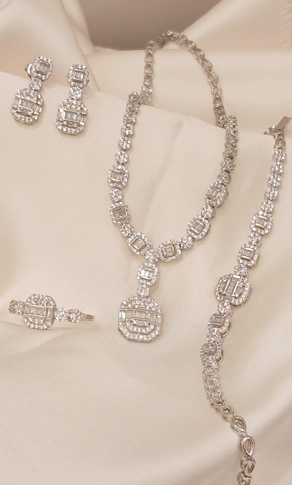 925 Real Silver Full Set (Necklace/Earring/Ring/Bracelet) 30.00 gms