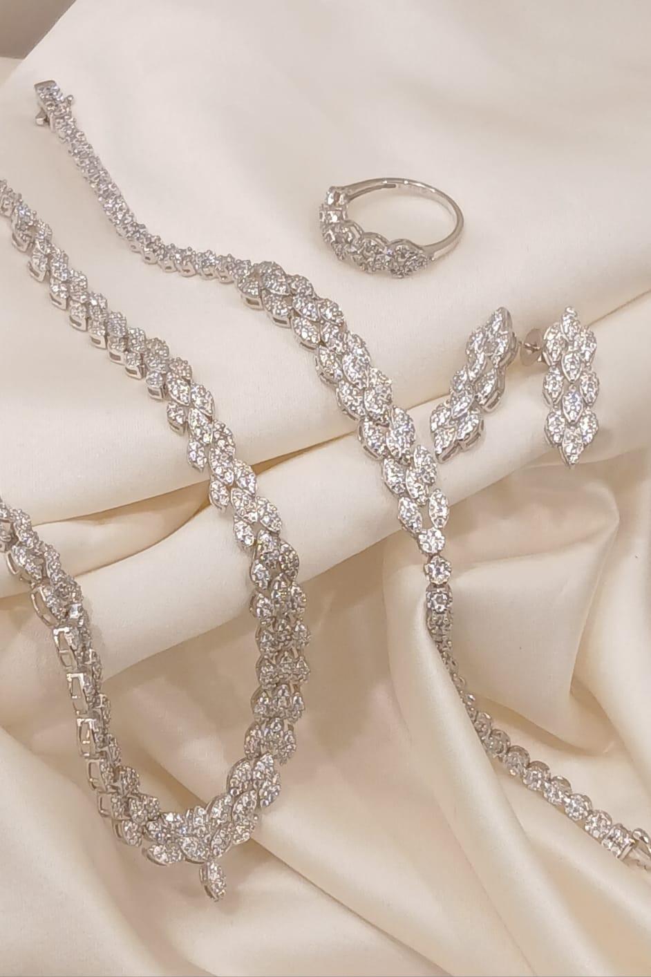 925 Real Silver Full Set (Necklace/Earring/Ring/Bracelet) 39.32 gms